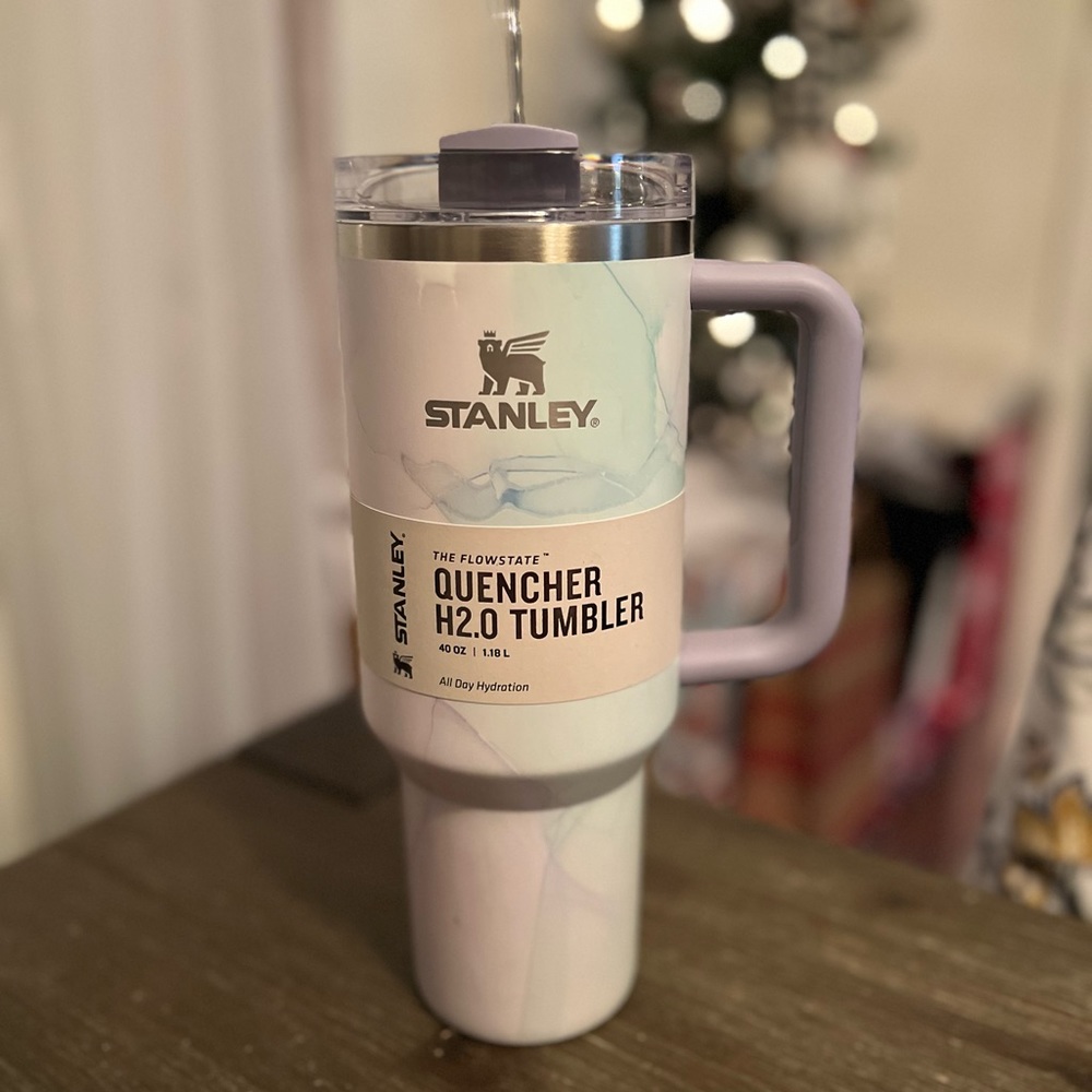Stanley Flowstate Quencher Tumbler